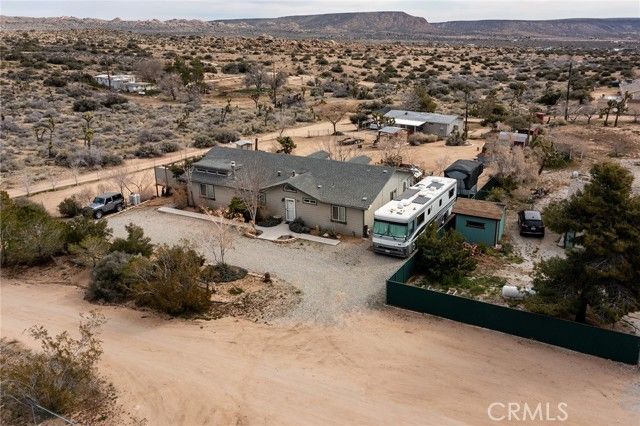 2863 Ox Yoke, Pioneertown, CA 92268