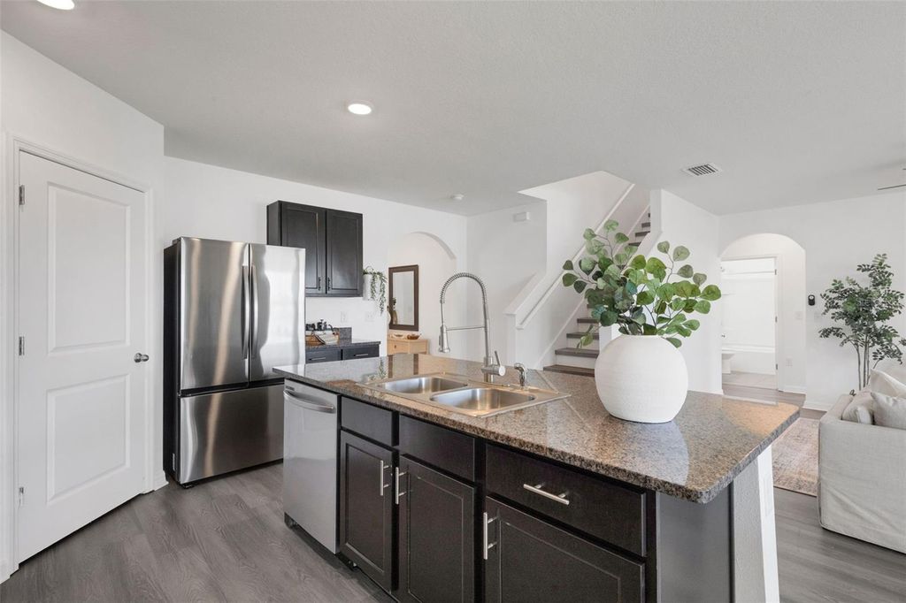 Image 12 of property listing at 232 TIERRA VERDE WAY, Bradenton, FL 34212