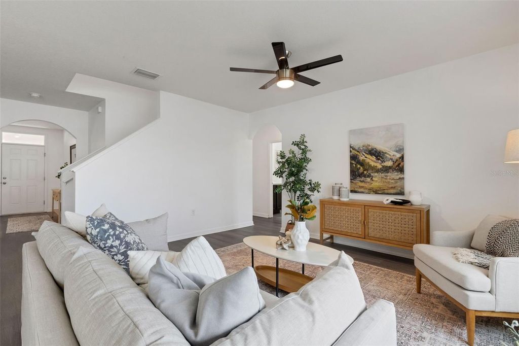 Image 15 of property listing at 232 TIERRA VERDE WAY, Bradenton, FL 34212