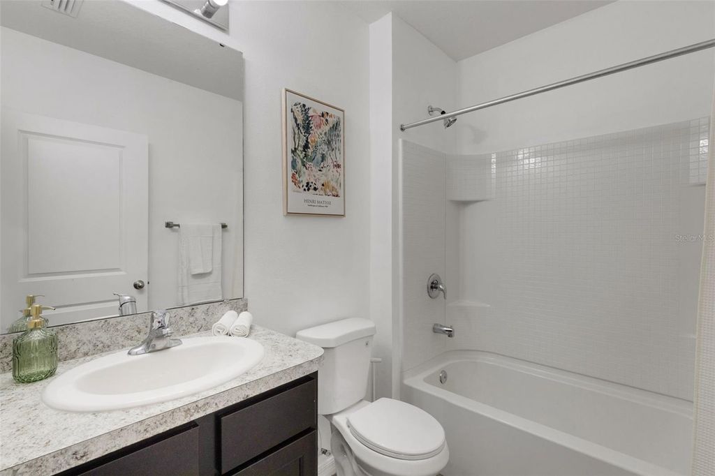 Image 29 of property listing at 232 TIERRA VERDE WAY, Bradenton, FL 34212