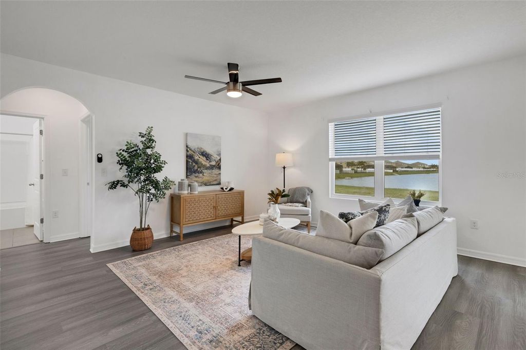 Image 4 of property listing at 232 TIERRA VERDE WAY, Bradenton, FL 34212