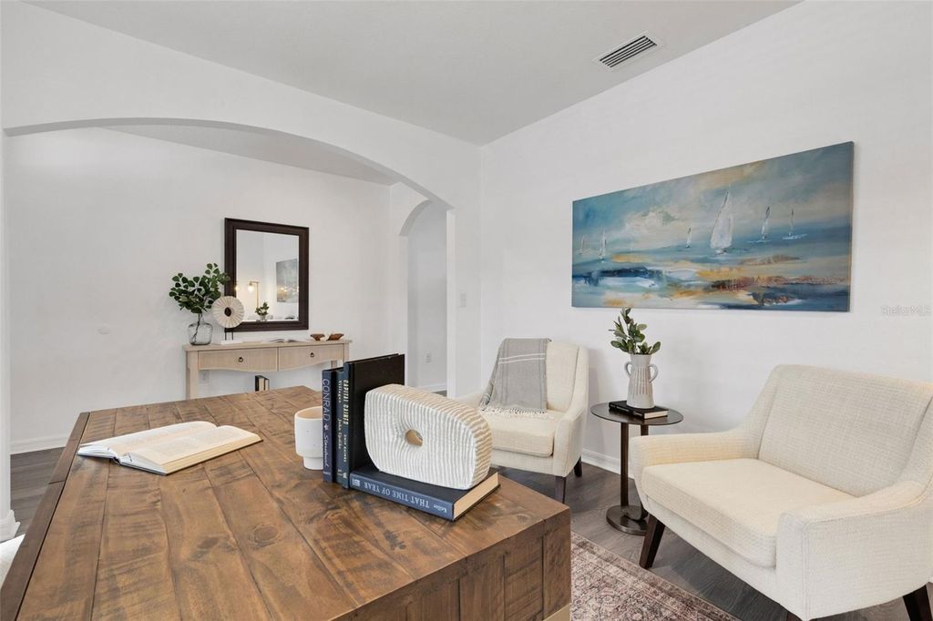 Image 8 of property listing at 232 TIERRA VERDE WAY, Bradenton, FL 34212