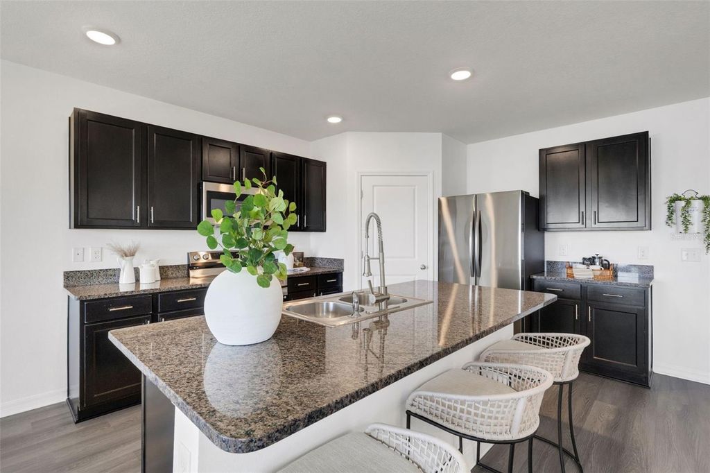 Image 10 of property listing at 232 TIERRA VERDE WAY, Bradenton, FL 34212