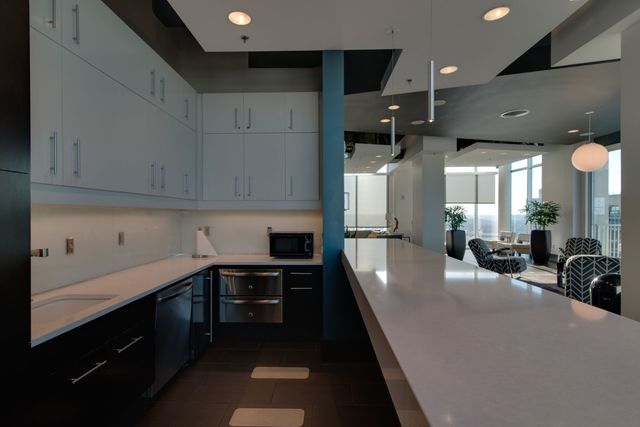 415 Church St, Nashville, TN 37219