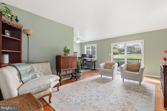 24312 LOG HOUSE RD, Gaithersburg, MD 20882