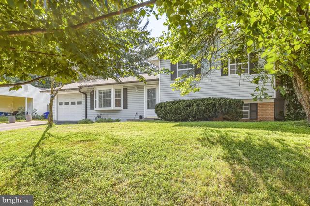24312 LOG HOUSE RD, Gaithersburg, MD 20882