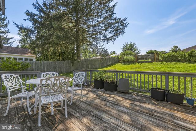 24312 LOG HOUSE RD, Gaithersburg, MD 20882
