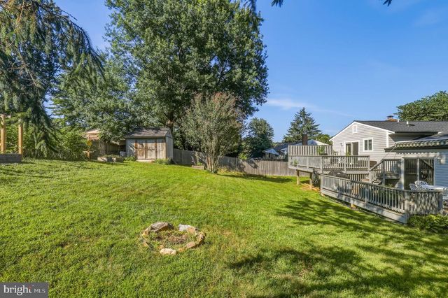 24312 LOG HOUSE RD, Gaithersburg, MD 20882
