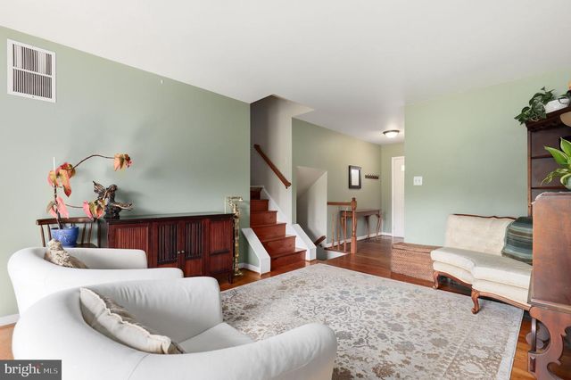 24312 LOG HOUSE RD, Gaithersburg, MD 20882