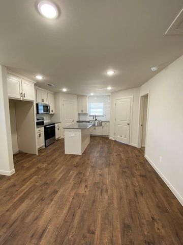 420 E Shepherd Street, Denison, TX 75021