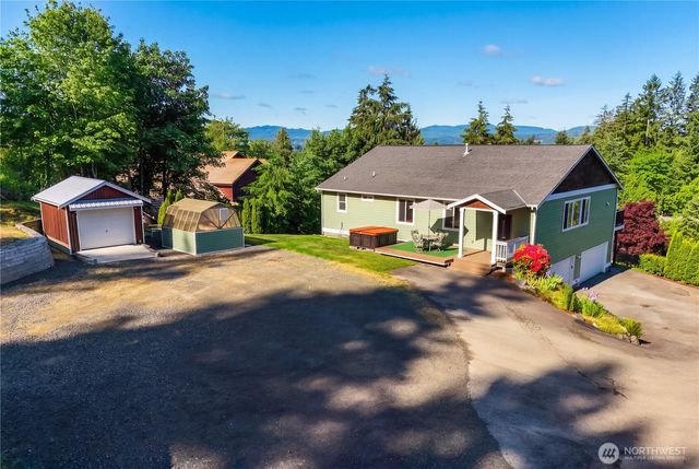 235 NW Bunker Hill Ln W, Bremerton, WA 98311
