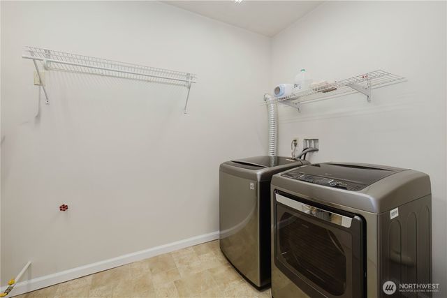 235 NW Bunker Hill Ln W, Bremerton, WA 98311