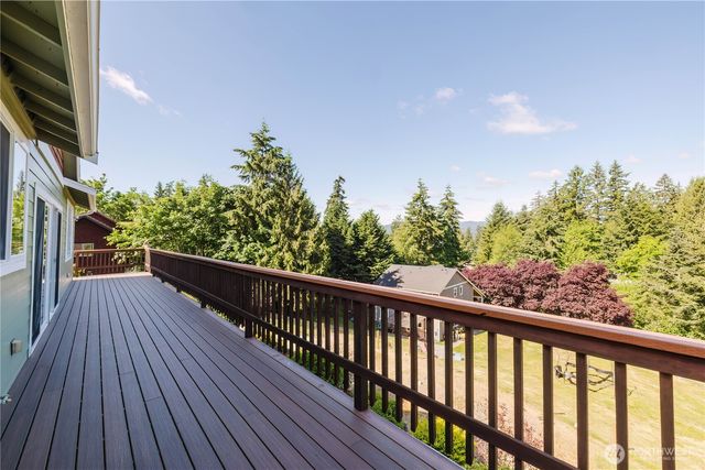 235 NW Bunker Hill Ln W, Bremerton, WA 98311