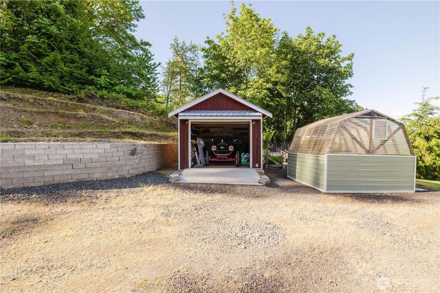 235 NW Bunker Hill Ln W, Bremerton, WA 98311