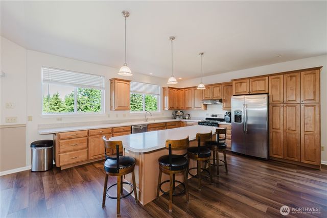 235 NW Bunker Hill Ln W, Bremerton, WA 98311