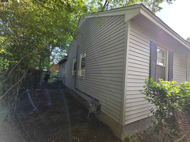 4200 QUEENSBURY AVE, Memphis, TN 38108