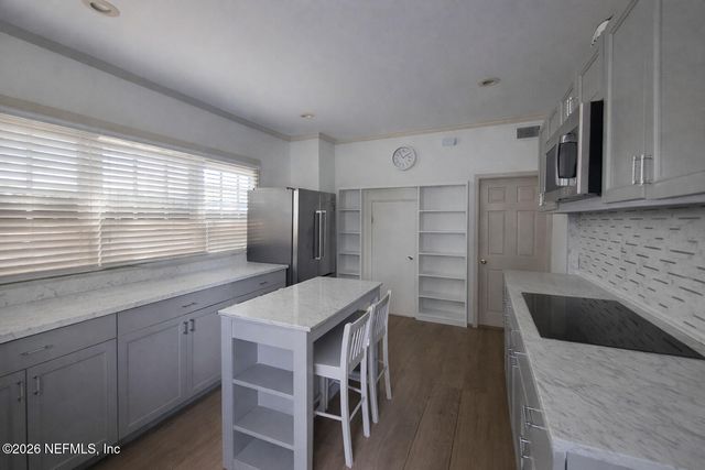 1613 KING Street, Jacksonville, FL 32204