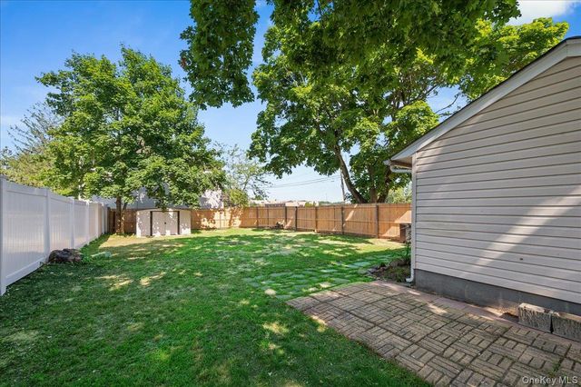 148 Saxton Street, Patchogue, NY 11772
