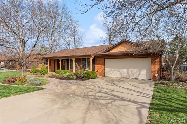 218 Evergreen Drive, O'fallon, IL 62269