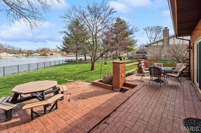 218 Evergreen Drive, O'fallon, IL 62269