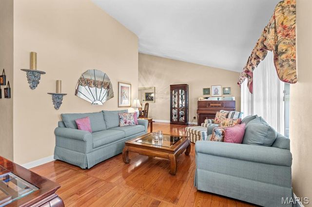 218 Evergreen Drive, O'fallon, IL 62269