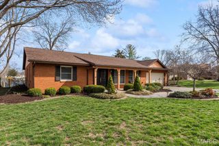 218 Evergreen Drive, O'fallon, IL 62269