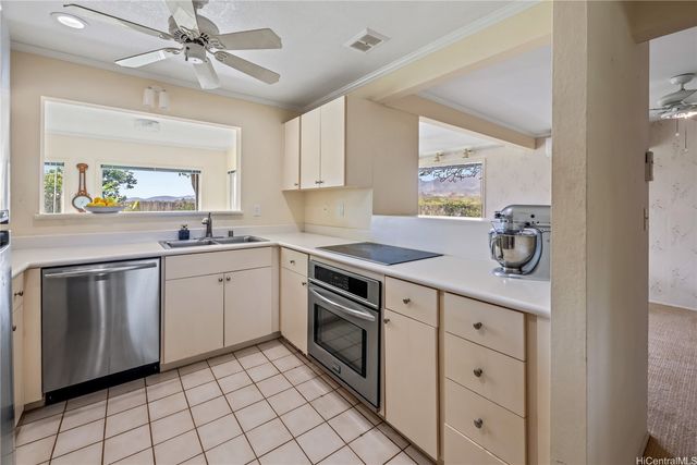 94-641 Hikianalia Place, Mililani, HI 96789