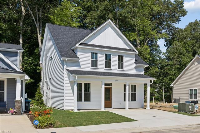 104 Blue Crab PT, Poquoson, VA 23662