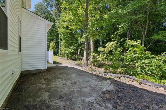 104 Blue Crab PT, Poquoson, VA 23662
