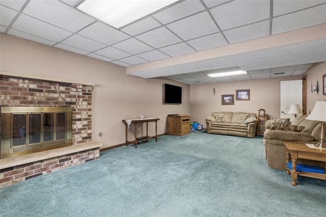 132 Graham Dr, Twp Of But Sw, PA 16053