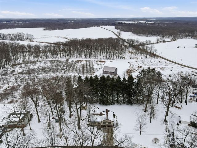 132 Graham Dr, Twp Of But Sw, PA 16053