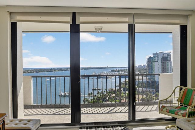 5200 N Flagler Drive SE 2006, West Palm Beach, FL 33407