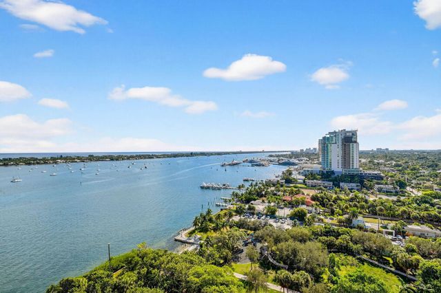 5200 N Flagler Drive SE 2006, West Palm Beach, FL 33407