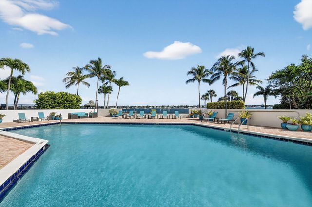 5200 N Flagler Drive SE 2006, West Palm Beach, FL 33407