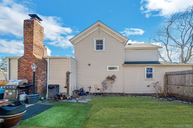 43 Wiggins Avenue, Patchogue, NY 11772