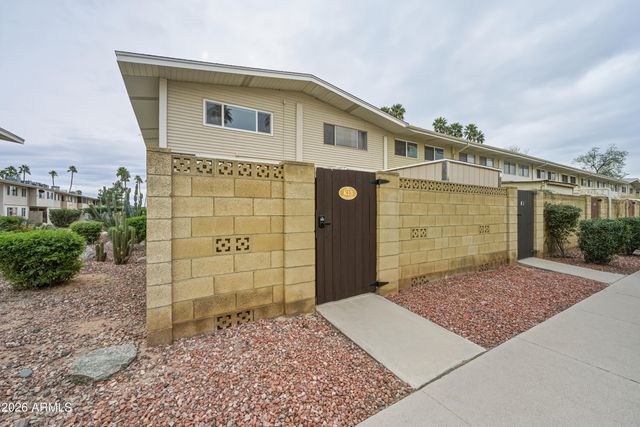 8210 E GARFIELD Street K13, Scottsdale, AZ 85257