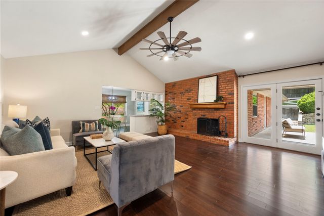 6409 Country Day Trail, Benbrook, TX 76132