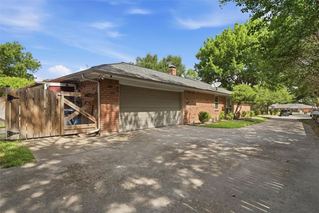 6409 Country Day Trail, Benbrook, TX 76132