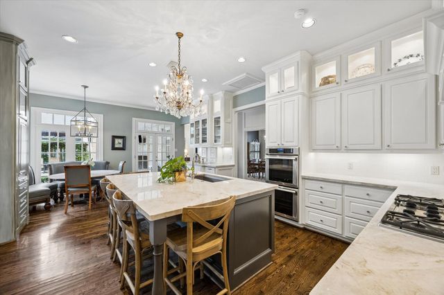 48 Autumn Crescent, The Woodlands, TX 77381
