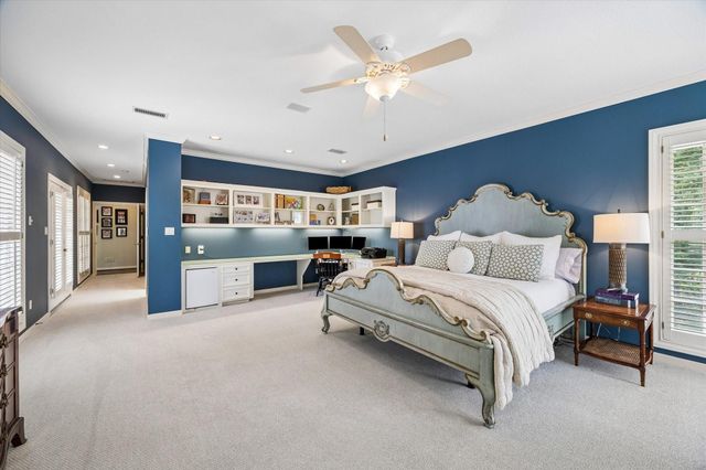 48 Autumn Crescent, The Woodlands, TX 77381