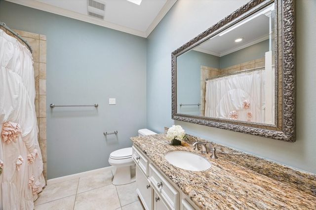 48 Autumn Crescent, The Woodlands, TX 77381