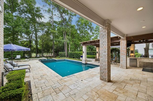 48 Autumn Crescent, The Woodlands, TX 77381
