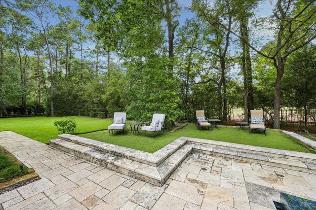 48 Autumn Crescent, The Woodlands, TX 77381