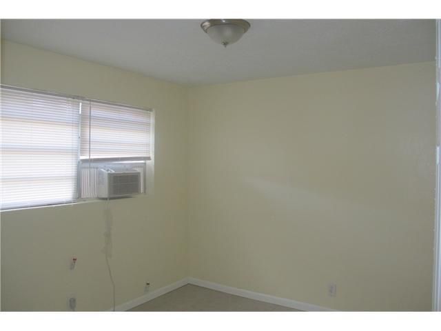 73 NE 7th Court 3, Deerfield Beach, FL 33441