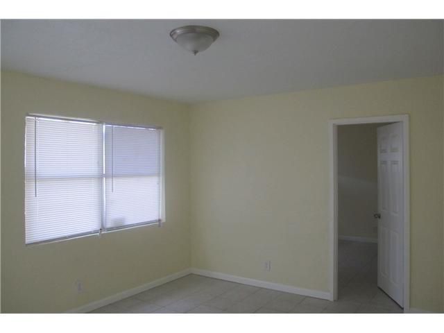 73 NE 7th Court 3, Deerfield Beach, FL 33441