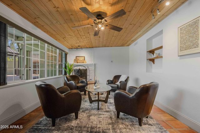 1268 E EDGEMONT Avenue, Phoenix, AZ 85006