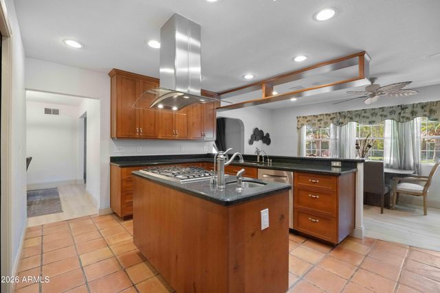 1268 E EDGEMONT Avenue, Phoenix, AZ 85006