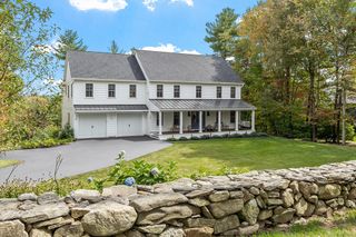 124 Osgood Rd, Charlton, MA 01507