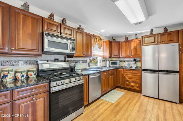 3251 Oceanic Drive, Toms River, NJ 08753