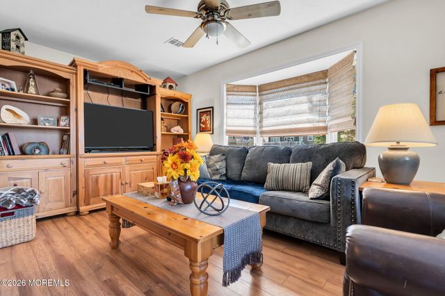 3251 Oceanic Drive, Toms River, NJ 08753